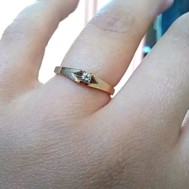 10k Yellow Gold Magic Glo Diamond Ring